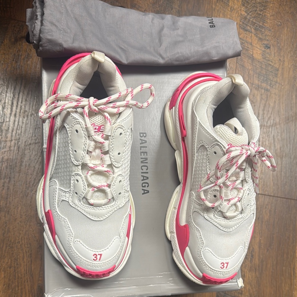 Balenciaga White and Pink Sneakers